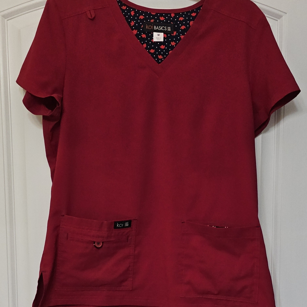 Women's Koi Scrub Top